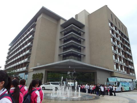 餐管科參觀東峰農場日月潭雲品溫泉酒店3.jpg