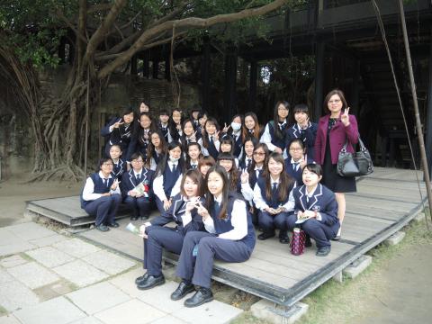 服飾科參觀台南樹屋台南應用科技大學2.jpg